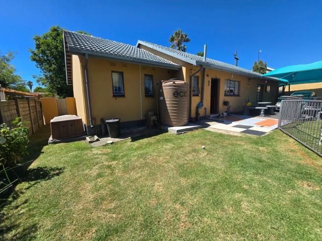 4 Bedroom House For Sale in Secunda