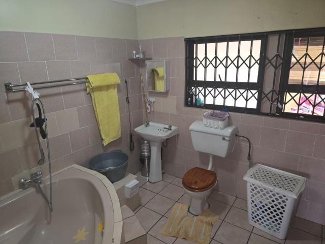 4 Bedroom House For Sale in Secunda