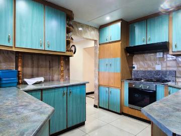 4 Bedroom House For Sale in Shallcross