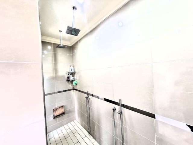 4 Bedroom House For Sale in Shelly Beach
