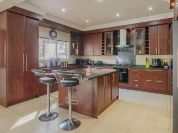 4 Bedroom House For Sale in Shelly Beach