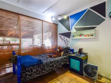 4 Bedroom House For Sale in Sinoville