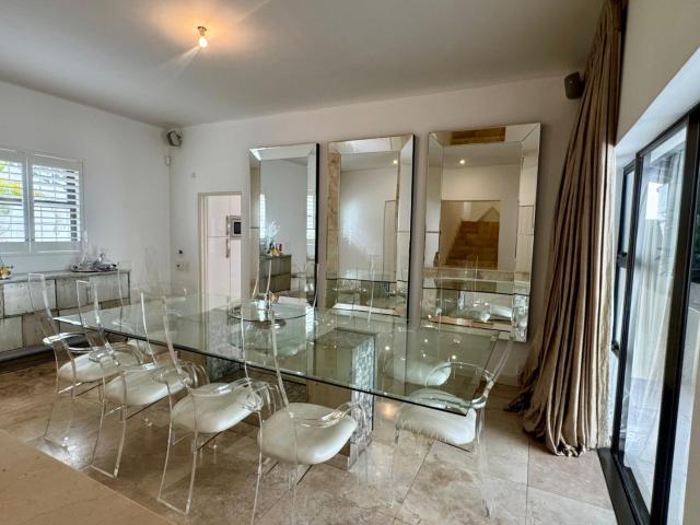 4 Bedroom House For Sale in St Andrews