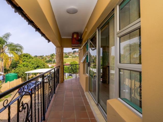 4 Bedroom House For Sale in Stanger Manor