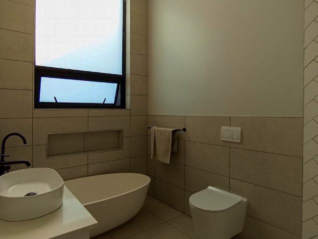 4 Bedroom House For Sale in Steyn City
