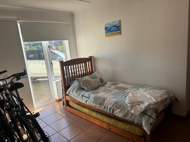 4 Bedroom House For Sale in Stilbaai Wes