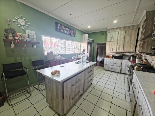 4 Bedroom House For Sale in Stilfontein