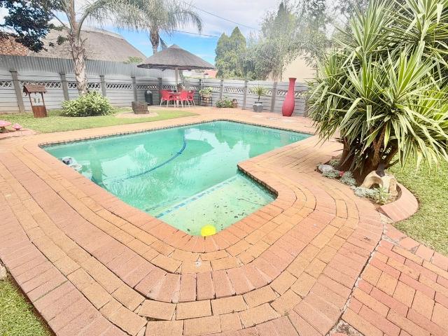 4 Bedroom House For Sale in Stilfontein
