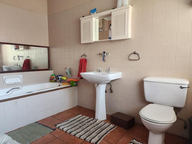 4 Bedroom House For Sale in Stilfontein Ext 3
