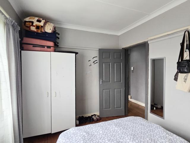 4 Bedroom House For Sale in Stoneydrift