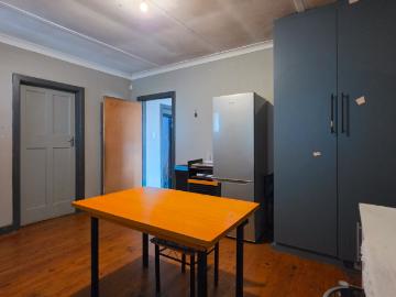 4 Bedroom House For Sale in Stoneydrift