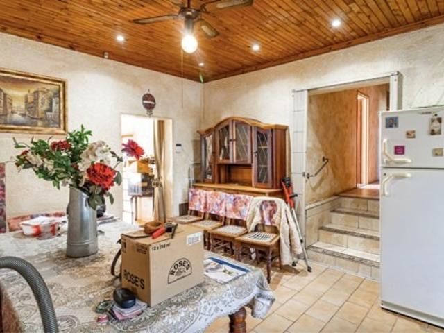 4 Bedroom House For Sale in Suideroord