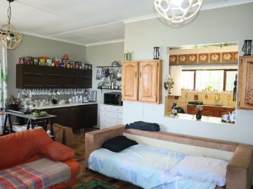 4 Bedroom House For Sale in Port Edward