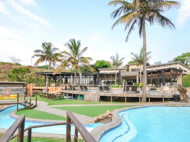 4 Bedroom House For Sale in Palm Lakes Estate