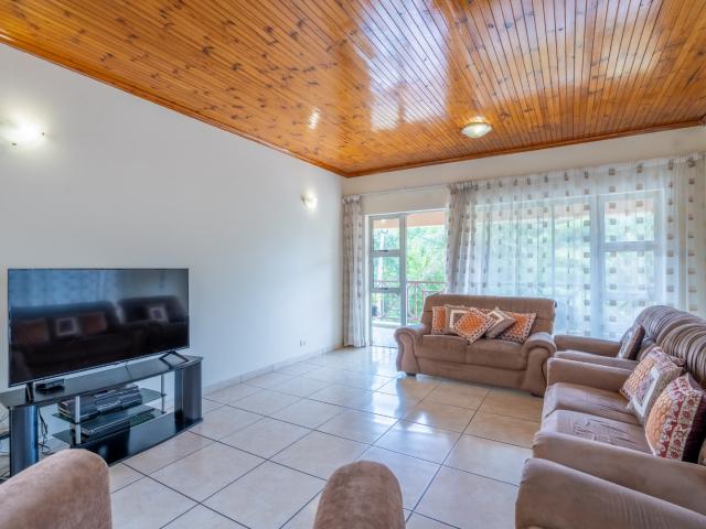 4 Bedroom House For Sale in Palmiet