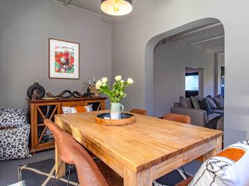 4 Bedroom House For Sale in Paradise