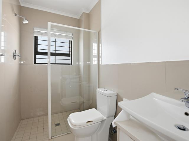 4 Bedroom House For Sale in Parklands North