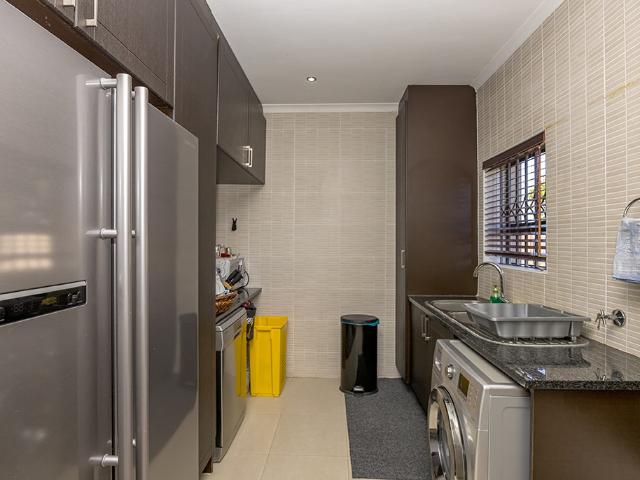 4 Bedroom House For Sale in Parklands