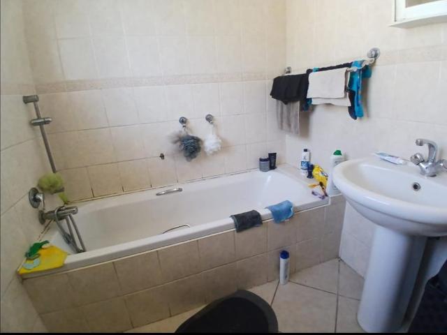4 Bedroom House For Sale in Parkrand