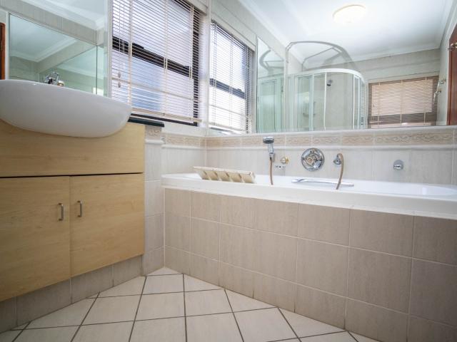 4 Bedroom House For Sale in Pecanwood Estate