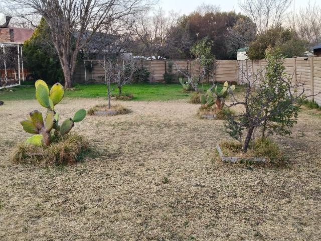 4 Bedroom House For Sale in Pellissier
