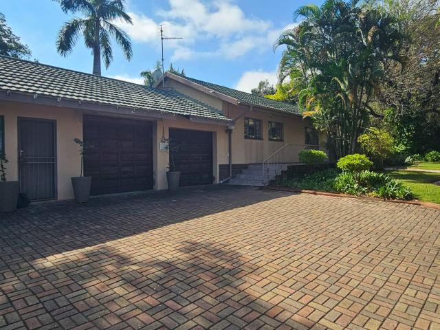 4 Bedroom House For Sale in Phalaborwa