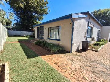 4 Bedroom House For Sale in Primrose