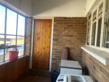 4 Bedroom House For Sale in Primrose