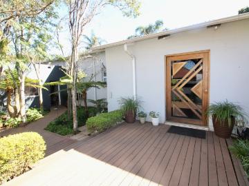 4 Bedroom House For Sale in Primrose Hill