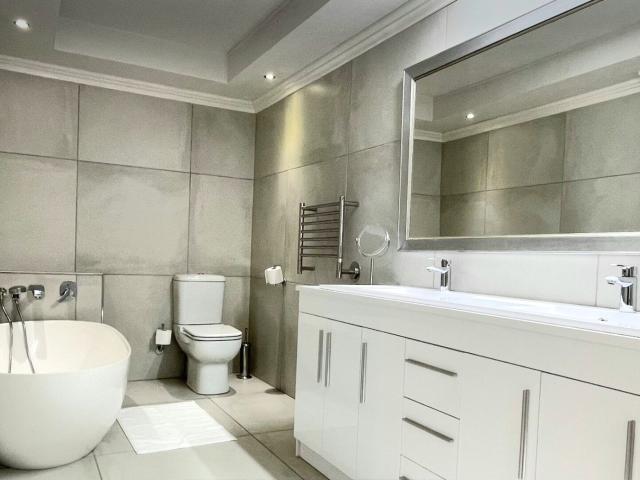 4 Bedroom House For Sale in Robertson
