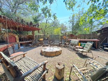 4 Bedroom House For Sale in Rooiberg