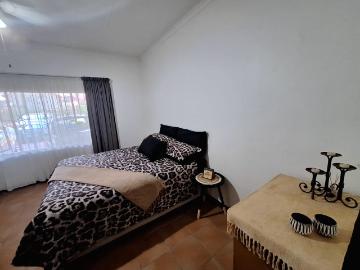 4 Bedroom House For Sale in Rooihuiskraal