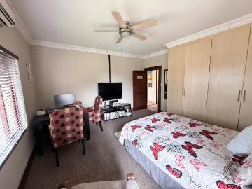 4 Bedroom House For Sale in Rose Acres Estate