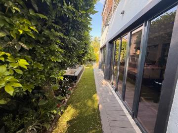 Derdepoort Tuindorp, City of Tshwane Metropolitan Municipality, Gauteng, South Africa