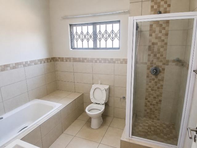 4 Bedroom House For Sale in Roseacre