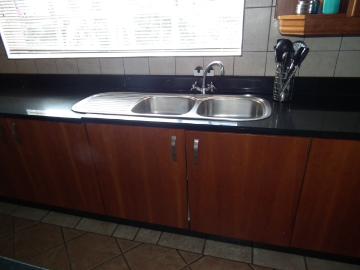 4 Bedroom House For Sale in Rangeview