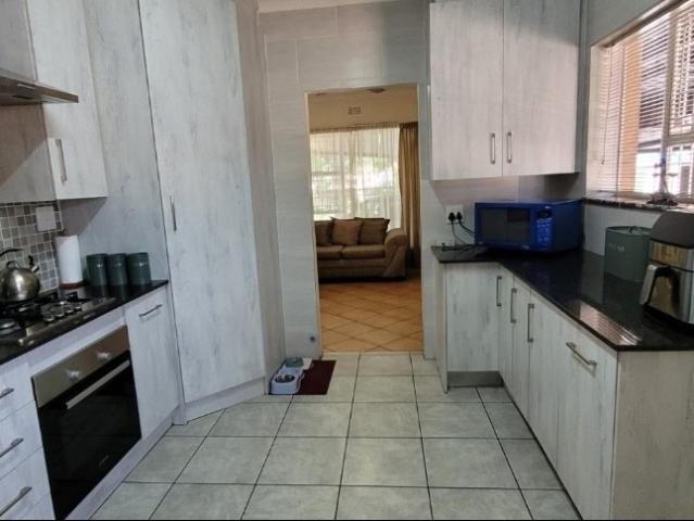 4 Bedroom House For Sale in Randhart