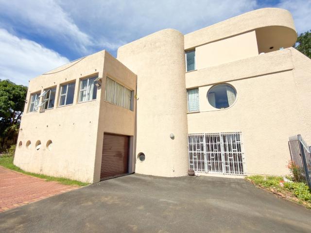 4 Bedroom House For Sale in Reservoir Hills