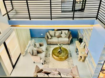 4 Bedroom House For Sale in Riverside Estate