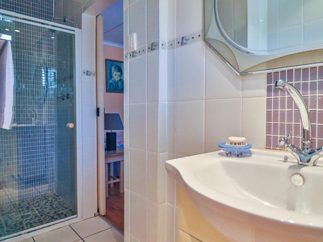 4 Bedroom House For Sale in Woodlands