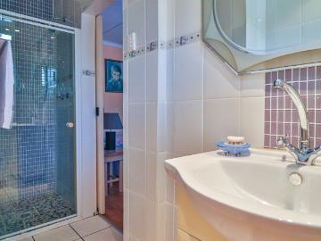 4 Bedroom House For Sale in Woodlands