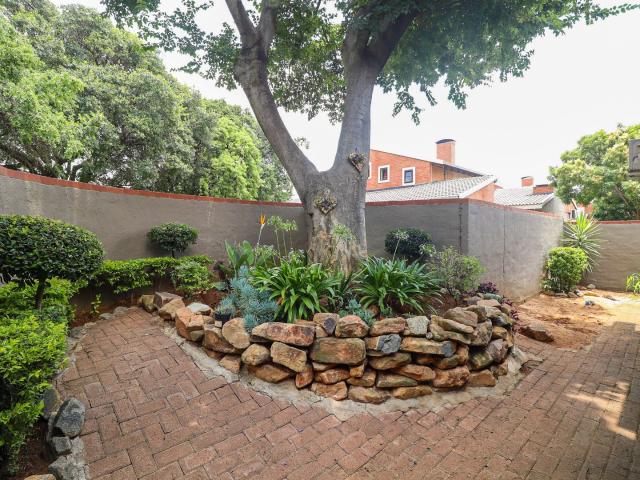 4 Bedroom House For Sale in Waterval East