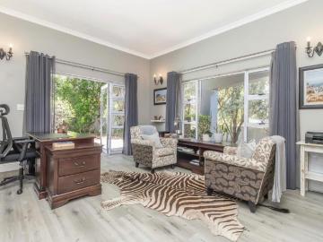 4 Bedroom House For Sale in Waterfall Country Estate