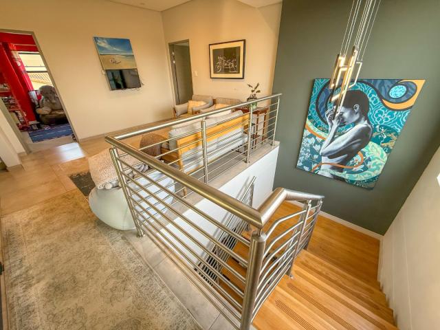 4 Bedroom House For Sale in Waterkloof