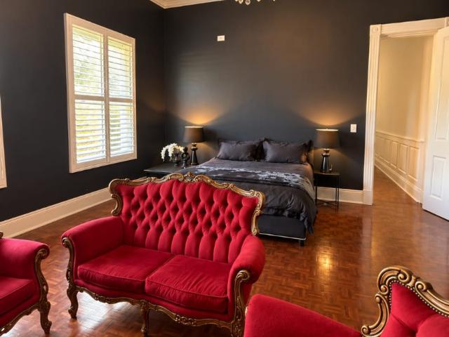4 Bedroom House For Sale in Waterkloof