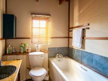 4 Bedroom House For Sale in Waterkloof Ridge