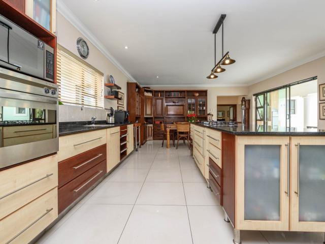 4 Bedroom House For Sale in Walmer Heights