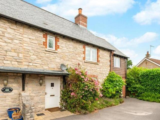 4 Bedroom House For Sale In Warminster
