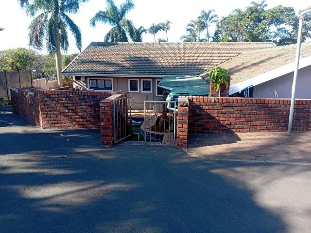 4 Bedroom House For Sale in Warner Beach