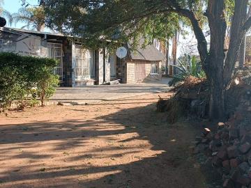 4 Bedroom House For Sale in Welgelegen